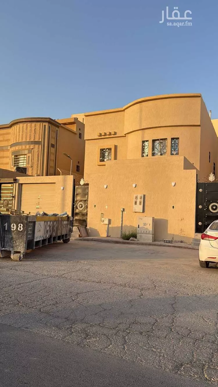 فيلا للبيع في شارع ابن المنذر ، حي عكاظ ، الرياض ، منطقة الرياض صورة 5