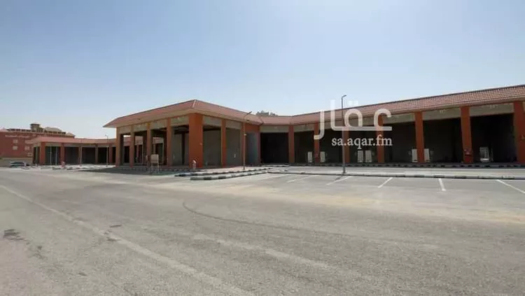 عمارة للإيجار في شارع الفصل, حي هجر, مدينة الدمام, المنطقة الشرقية صورة 2
