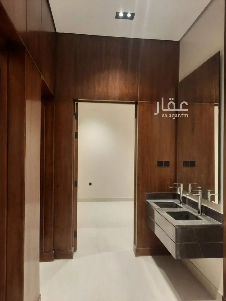 دور للبيع في شارع رقم 385, حي المونسية, مدينة الرياض, منطقة الرياض صورة 4