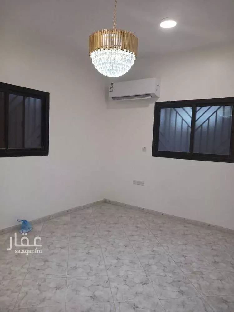 بيت للإيجار في شارع أبي بكر بن مكارم ، حي الربوة ، الرياض ، منطقة الرياض