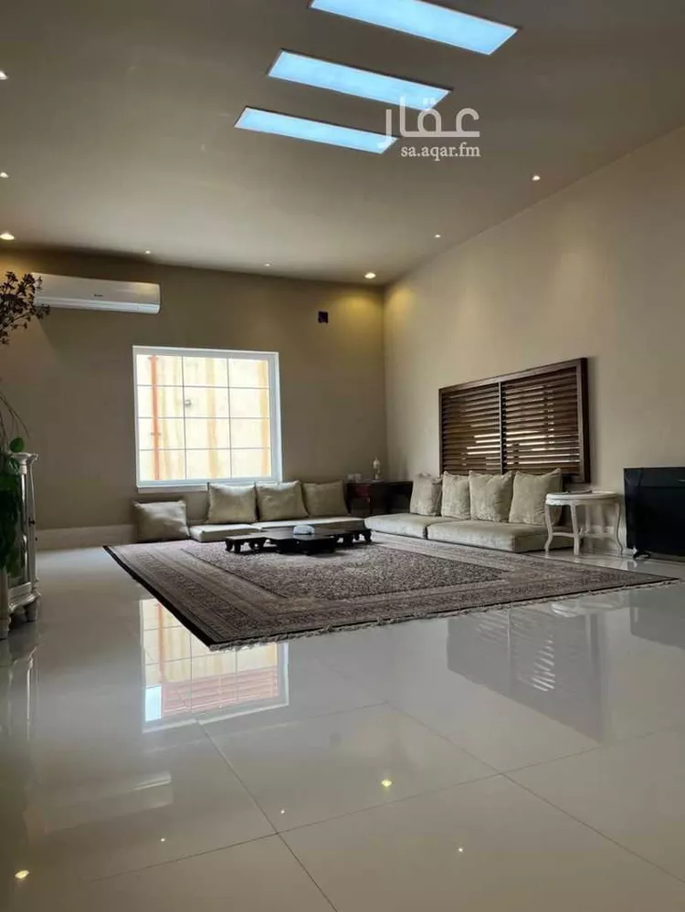 فيلا للبيع في شارع عبدالله بن ملاذ الأشعري, حي العارض, مدينة الرياض, منطقة الرياض صورة 2