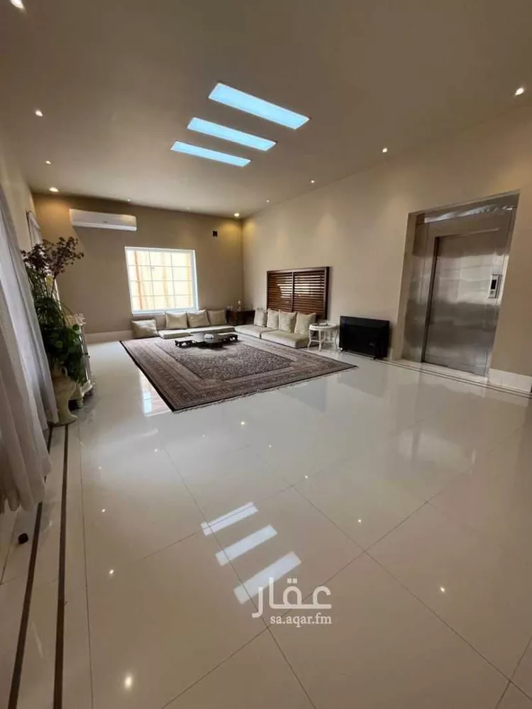 فيلا للبيع في شارع عبدالله بن ملاذ الأشعري, حي العارض, مدينة الرياض, منطقة الرياض صورة 3