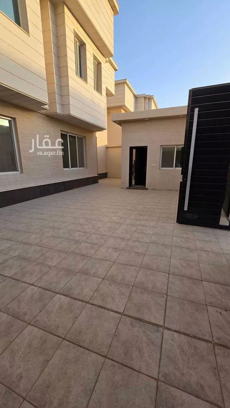 فيلا للإيجار في شارع عبدالوهاب بن الصاحب, حي النزهة, مدينة الرياض, منطقة الرياض صورة 3
