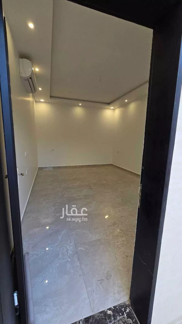 فيلا للإيجار في شارع عبدالوهاب بن الصاحب, حي النزهة, مدينة الرياض, منطقة الرياض صورة 4