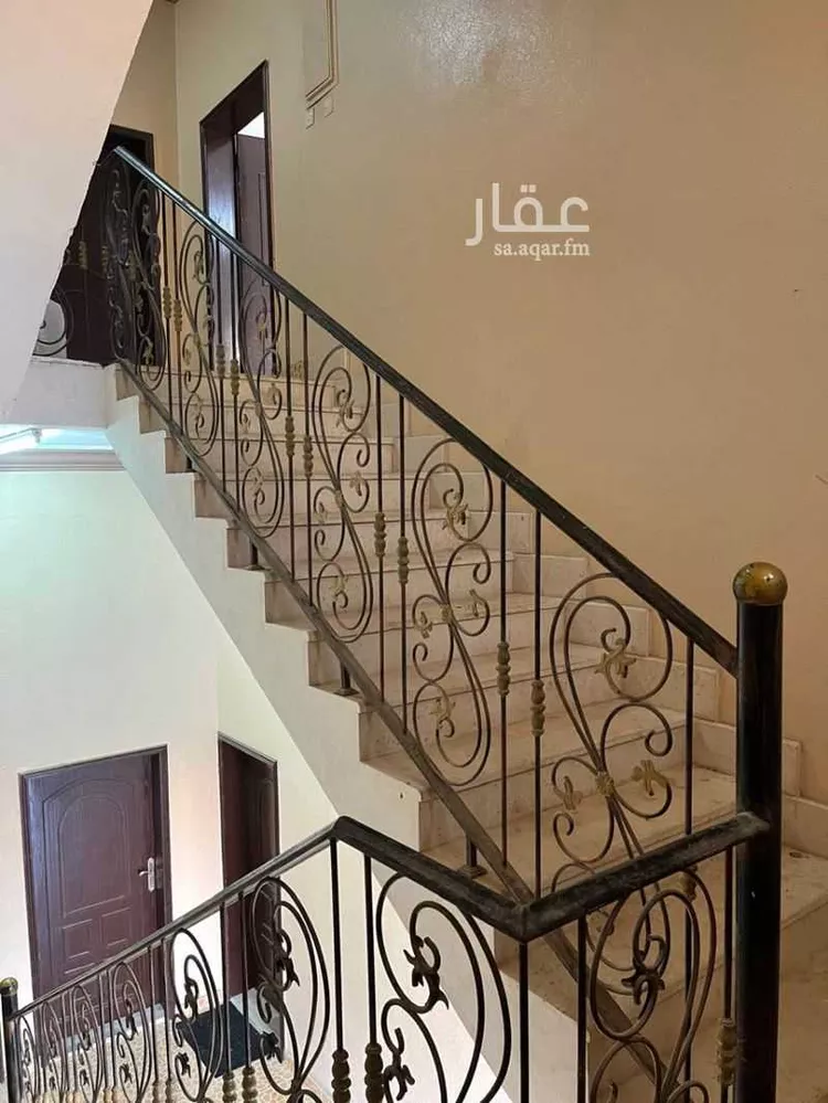 عمارة للبيع في شارع 27915638, حي العزيزية, مدينة الخفجي, المنطقة الشرقية صورة 5