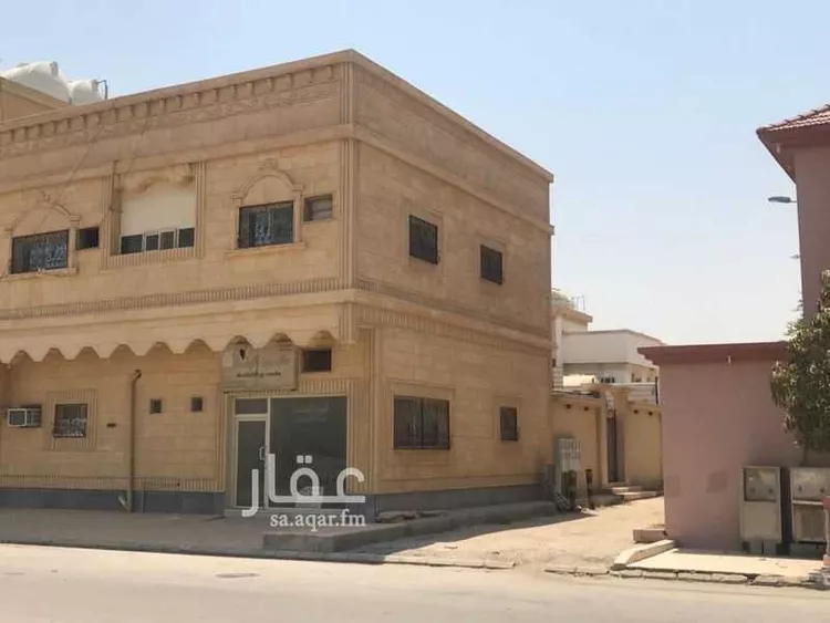 عمارة للبيع في شارع 27915638, حي العزيزية, مدينة الخفجي, المنطقة الشرقية صورة 4