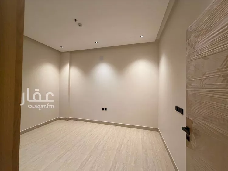 شقة للبيع في شارع عبدالله بن قيس, حي إشبيلية, مدينة الرياض, منطقة الرياض