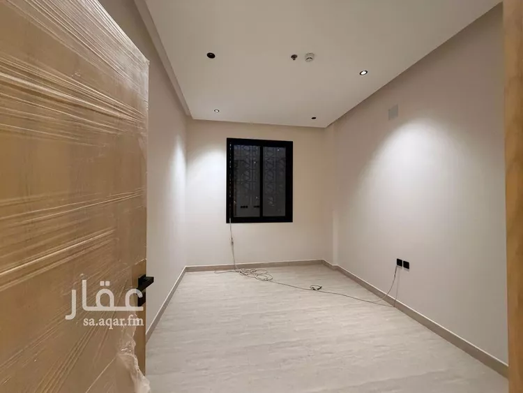 شقة للبيع في شارع عبدالله بن قيس, حي إشبيلية, مدينة الرياض, منطقة الرياض 8