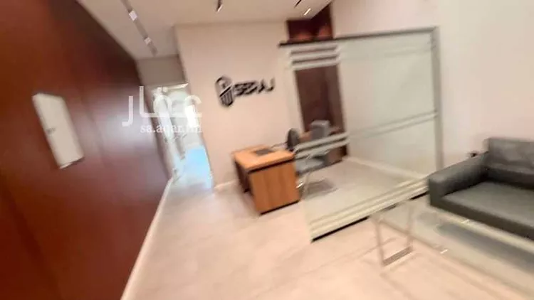Commercial Office for Rent in Riyadh Al Qirawan صورة 3