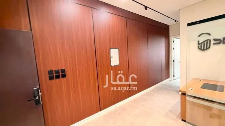 Commercial Office for Rent in Riyadh Al Qirawan صورة 2