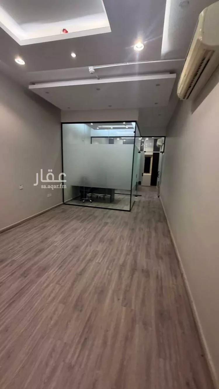 مكتب تجاري للإيجار في شارع إبراهيم بن محمد الزمزمي, حي القيروان, مدينة الرياض, منطقة الرياض 15