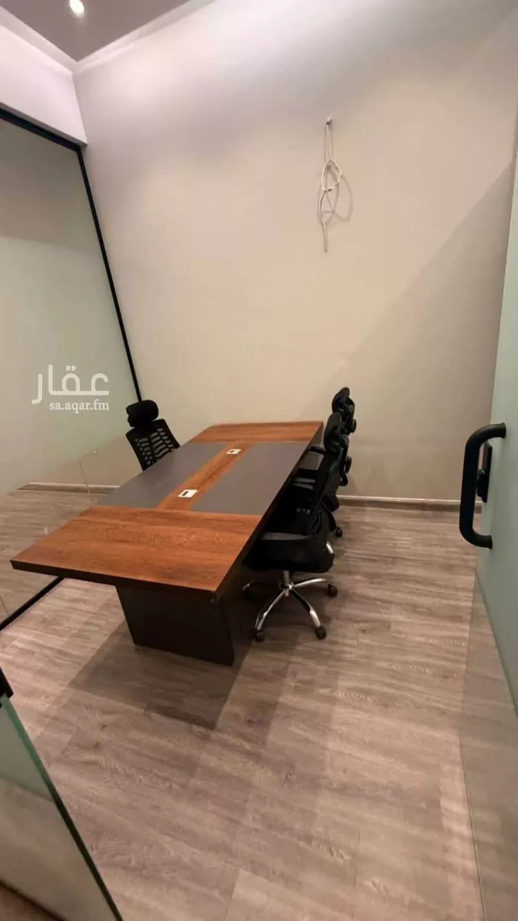 مكتب تجاري للإيجار في شارع إبراهيم بن محمد الزمزمي, حي القيروان, مدينة الرياض, منطقة الرياض 12