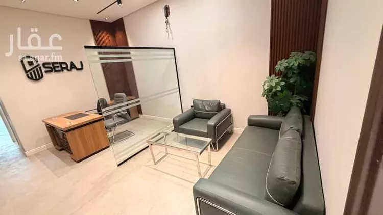 Commercial Office for Rent in Riyadh Al Qirawan صورة 4