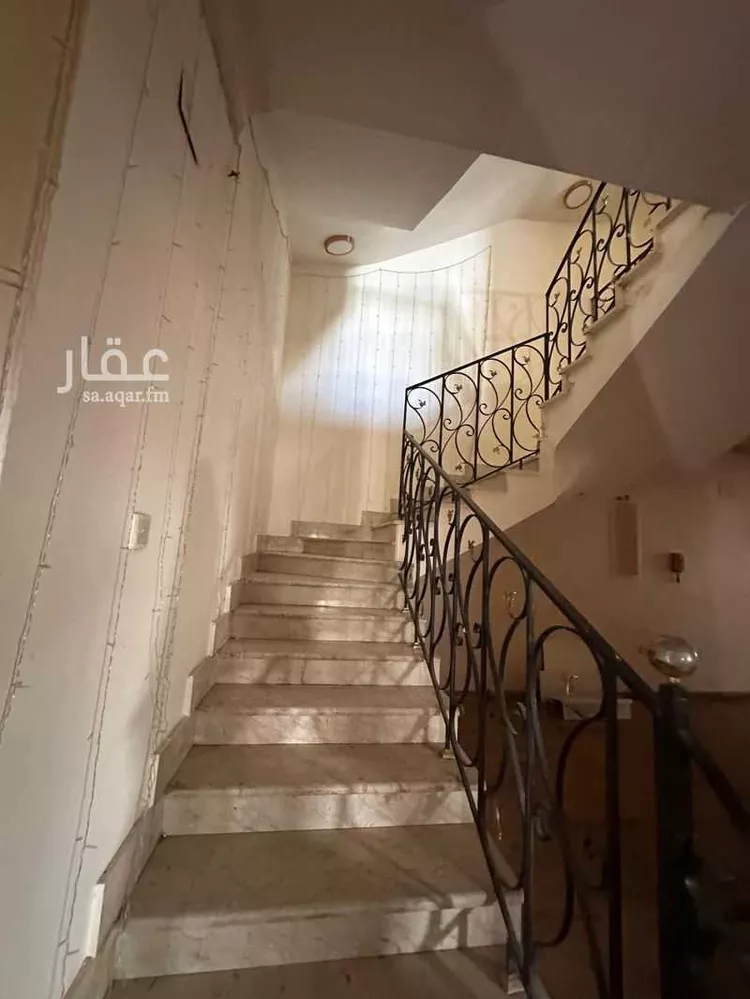 فيلا للإيجار في شارع محمد بن رزيق, حي المحمدية, مدينة جدة, منطقة مكة المكرمة صورة 2