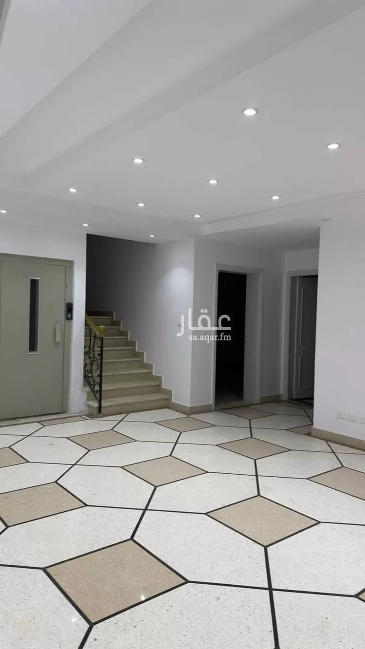 فيلا للإيجار في شارع عبدالعزيز ابن معمر, حي المحمدية, مدينة جدة, منطقة مكة المكرمة