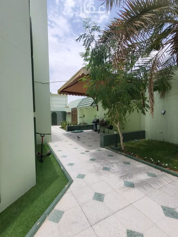فيلا للبيع في شارع الشعيبة, حي الرحمانية, مدينة الرياض, منطقة الرياض صورة 3