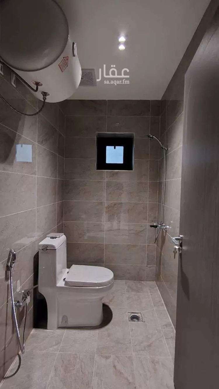 Building for Rent in Dammam Al Jalawiyah صورة 4
