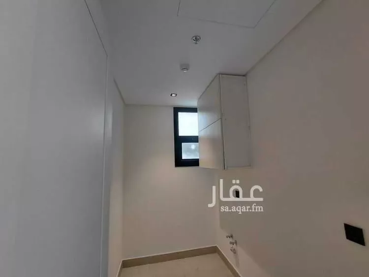 شقة للإيجار في شارع سفيان بن النضر, حي الحمراء, مدينة الخبر, المنطقة الشرقية 6