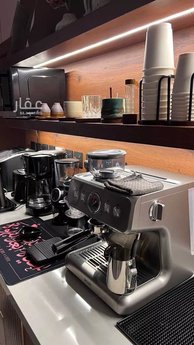 شقة مفروشة للحجز في شارع شهيد الدين والوطن عريف/علي متنمبك ، حي الربوة ، تبوك ، منطقة تبوك صورة 4