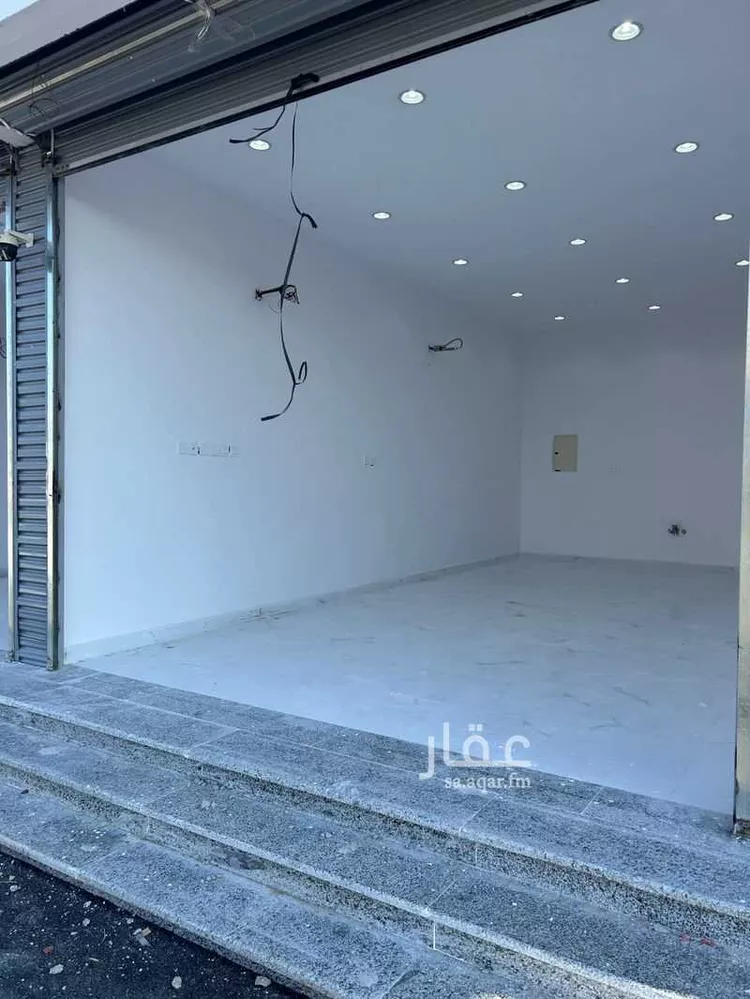 محل للإيجار في شارع ابي البقاء الازجي ، حي الرياض ، جدة ، جدة صورة 3