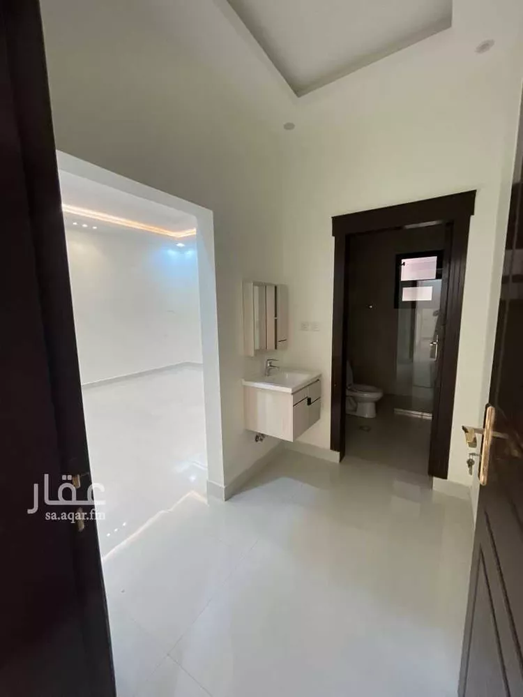 فيلا للإيجار في شارع رقم 233, حي الملقا, مدينة الرياض, منطقة الرياض 19