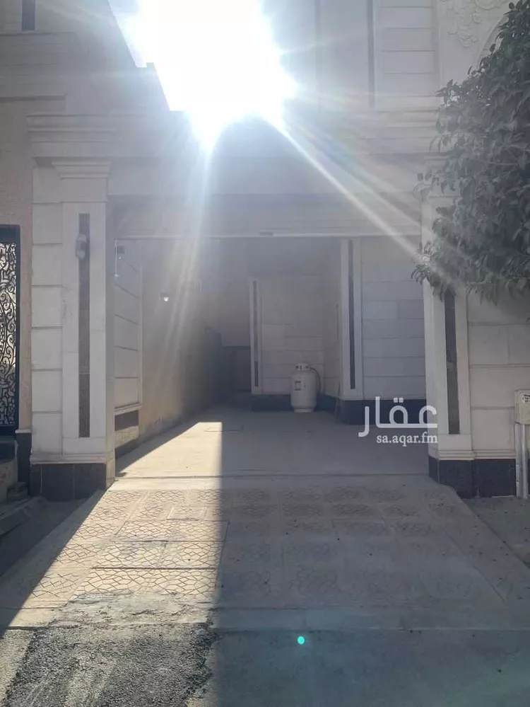 فيلا للإيجار في شارع رقم 233, حي الملقا, مدينة الرياض, منطقة الرياض صورة 2