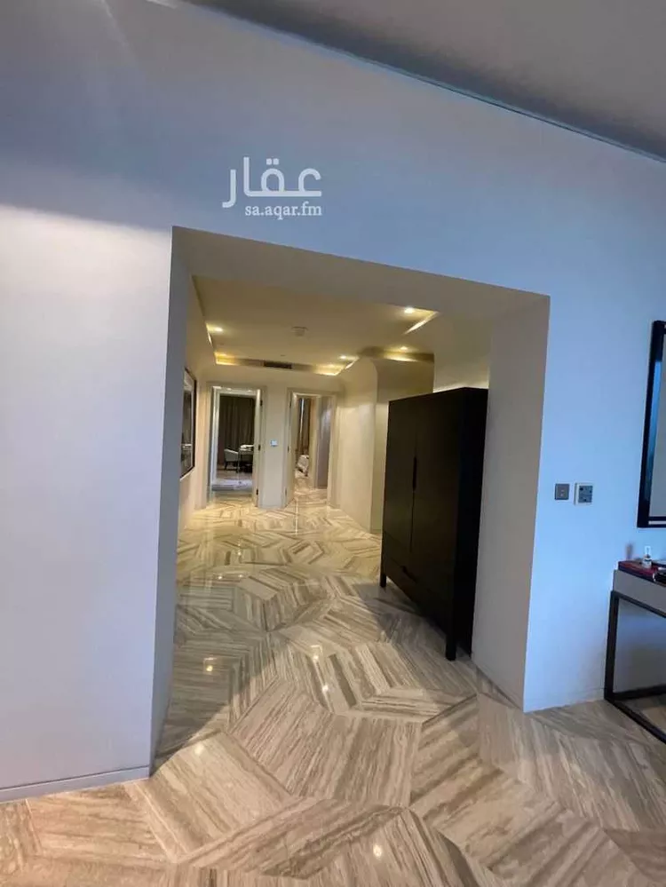 شقة للبيع في شارع الملك فهد الفرعي, حي العليا, مدينة الرياض, منطقة الرياض 18