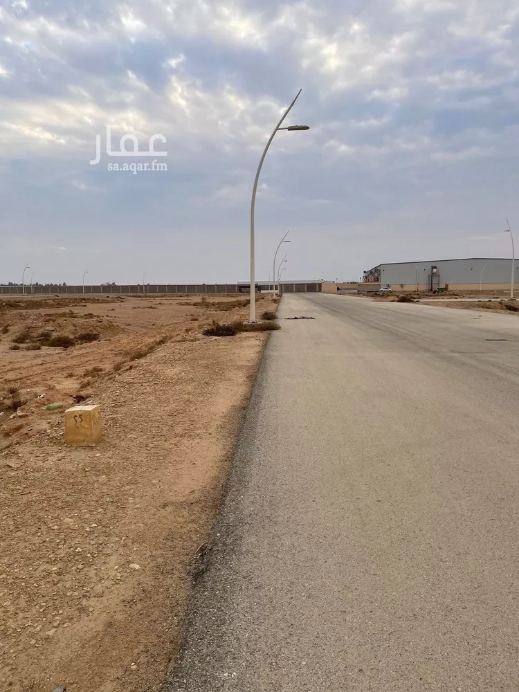 أرض للبيع في شارع الملك عبدالعزيز, حي الشقة, مدينة بريدة, منطقة القصيم صورة 3