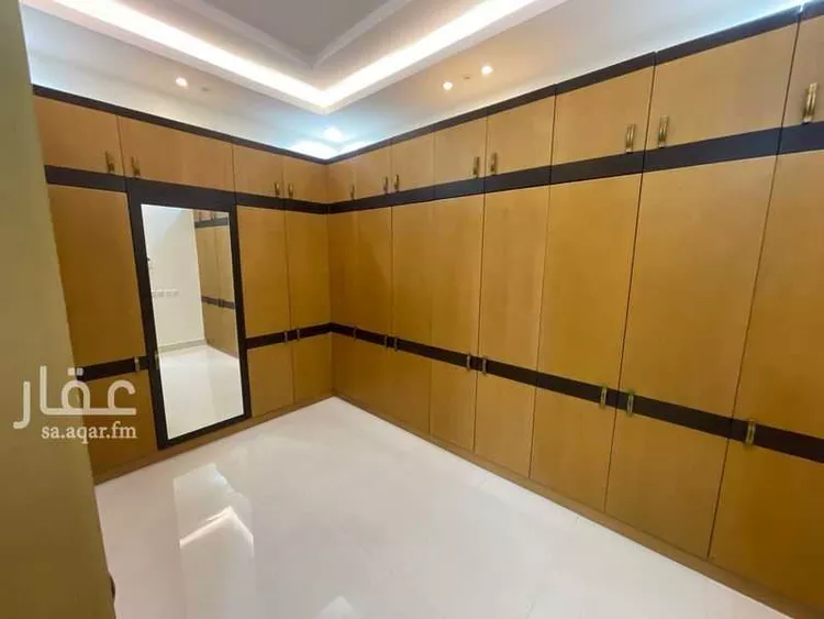 فيلا للإيجار في شارع رقم 233, حي الملقا, مدينة الرياض, منطقة الرياض 22