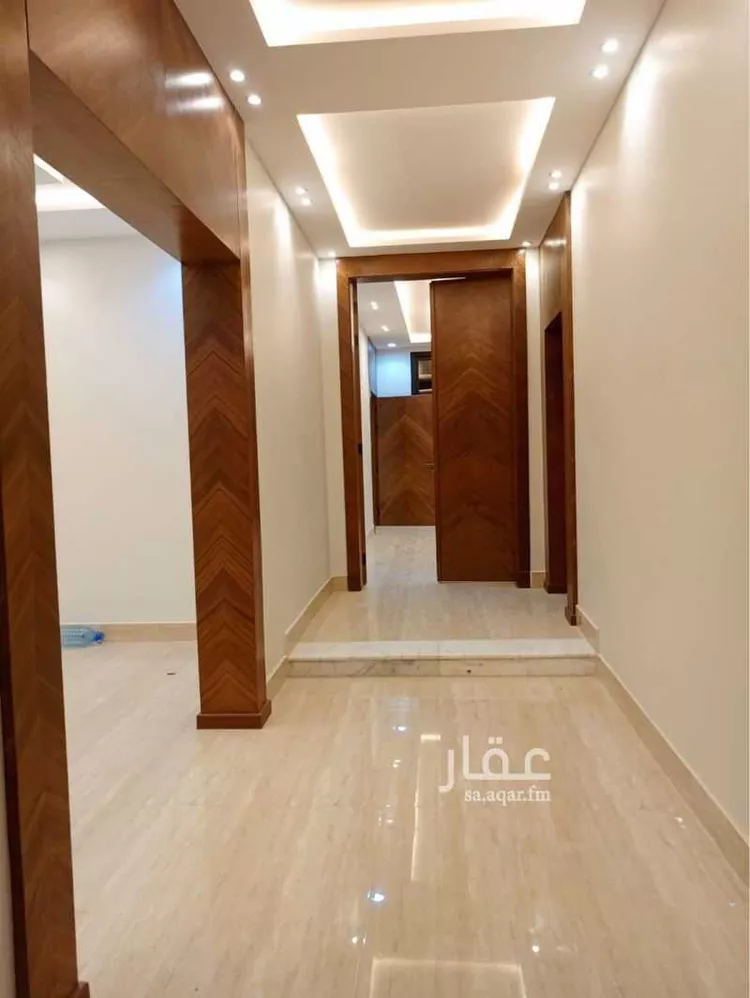 فيلا للبيع في شارع أحمد بن القاسم, حي المهدية, مدينة الرياض, منطقة الرياض صورة 3