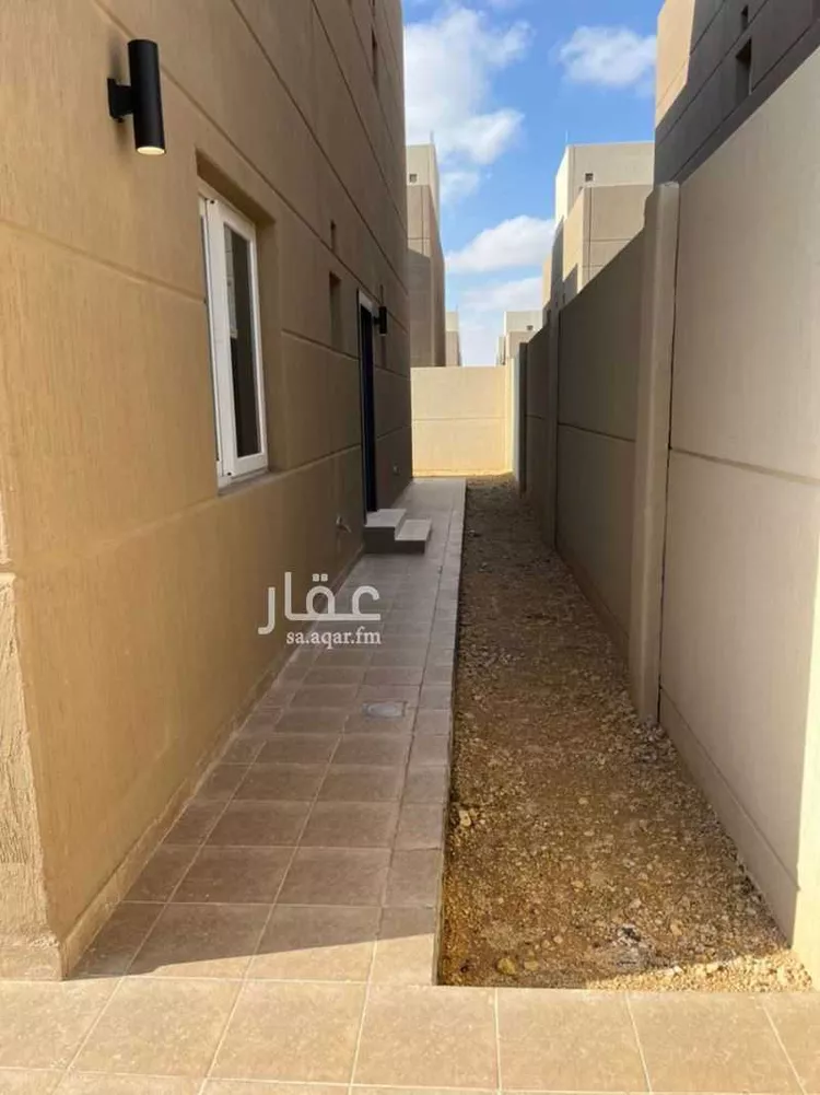 فيلا للبيع في شارع أبي الفضل الخيمي, حي مطار الملك خالد الدولي, مدينة الرياض, منطقة الرياض 6