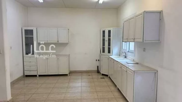 فيلا للإيجار في شارع محمد بن أبي الشرف, حي مطار الملك خالد الدولي, مدينة الرياض, منطقة الرياض صورة 5