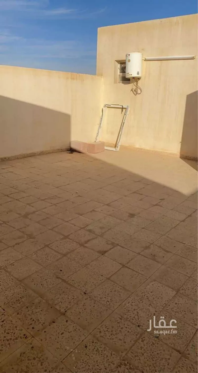 دور للبيع في شارع فهد بن معمر, حي طويق, مدينة الرياض, منطقة الرياض 19