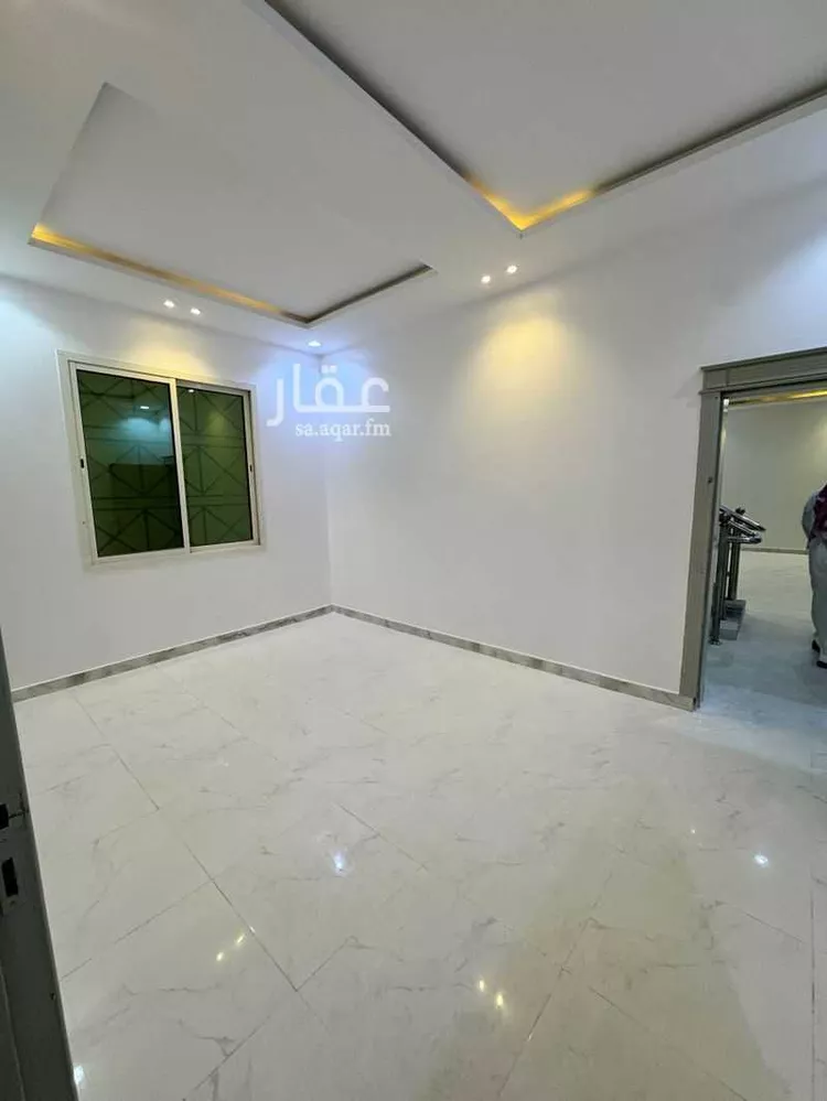 فيلا للإيجار في شارع تاج الدين الفكهاني, حي الرمال, مدينة الرياض, منطقة الرياض صورة 5