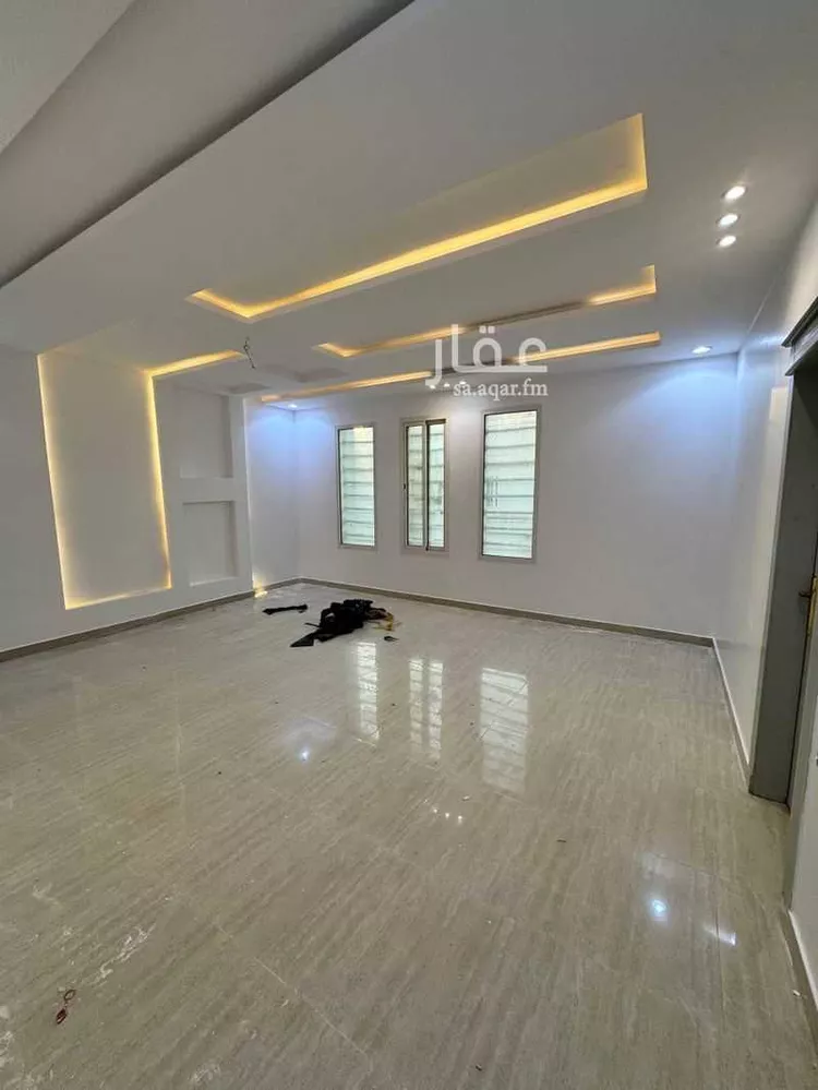 فيلا للإيجار في شارع تاج الدين الفكهاني, حي الرمال, مدينة الرياض, منطقة الرياض صورة 3