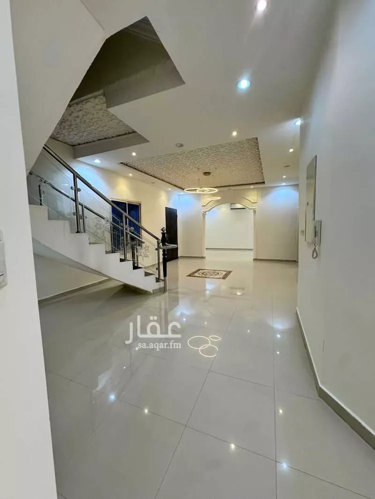 فيلا للإيجار في شارع عبدالفتاح راوه, حي الرمال, مدينة الرياض, منطقة الرياض
