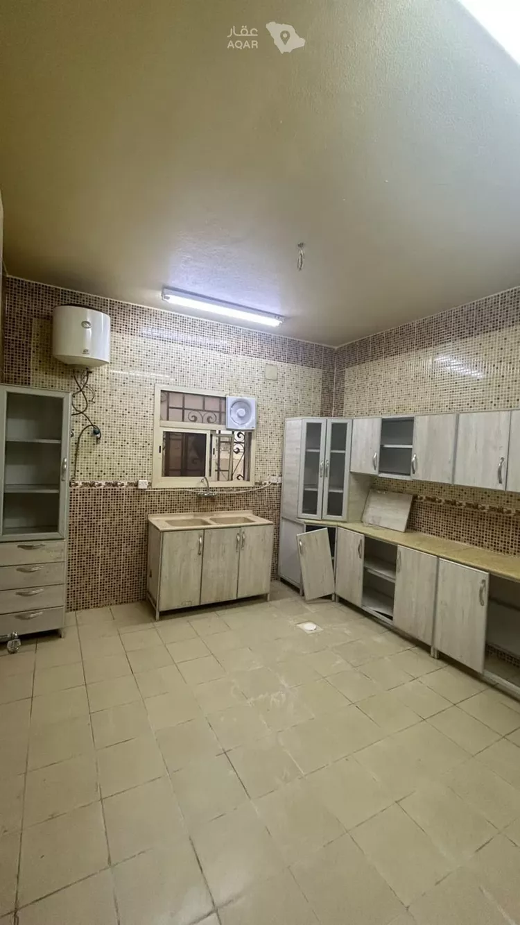شقة للإيجار في شارع علي الدرويش, حي الرمال, مدينة الرياض, منطقة الرياض 8