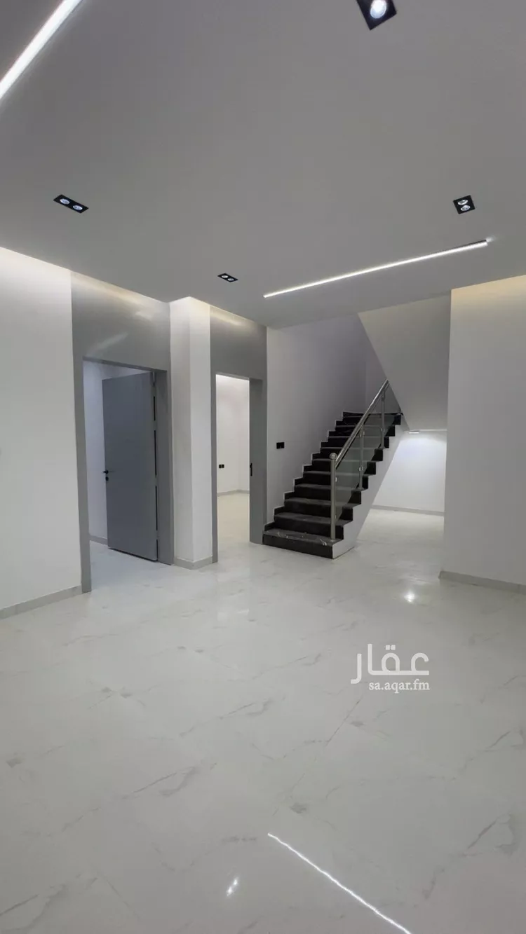 فيلا للبيع في شارع الضياء, حي الجنادرية, مدينة الرياض, منطقة الرياض صورة 2