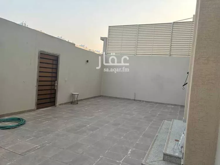 فيلا للإيجار في شارع الصبح الأسفل ، حي الجنادرية ، الرياض ، منطقة الرياض صورة 5