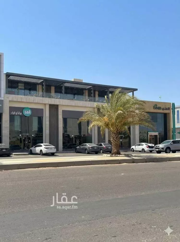 محل للإيجار في شارع الامير مقرن ابن عبدالعزيز, حي المروج, مدينة ينبع, منطقة المدينة المنورة صورة 3