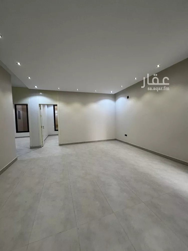 دور للبيع في شارع عبدالعزيز بن عبدالملك, حي طويق, مدينة الرياض, منطقة الرياض صورة 3