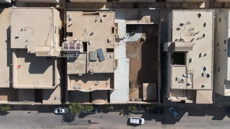 فيلا للبيع في شارع أحمد بن ناصر الكناني, حي العوالي, مدينة الرياض, منطقة الرياض صورة 4