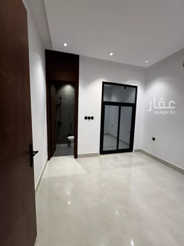 دور للبيع في شارع فضيله الشيخ احمد قاري, حي طويق, مدينة الرياض, منطقة الرياض صورة 3