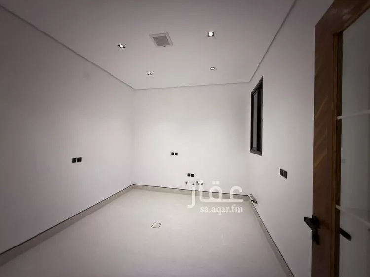 دور للبيع في شارع ابن مزاحم, حي غرناطة, مدينة المزاحمية, منطقة الرياض صورة 3