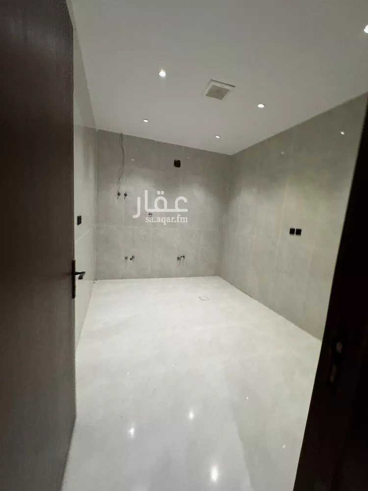 دور للبيع في شارع فضيله الشيخ احمد قاري, حي طويق, مدينة الرياض, منطقة الرياض صورة 5