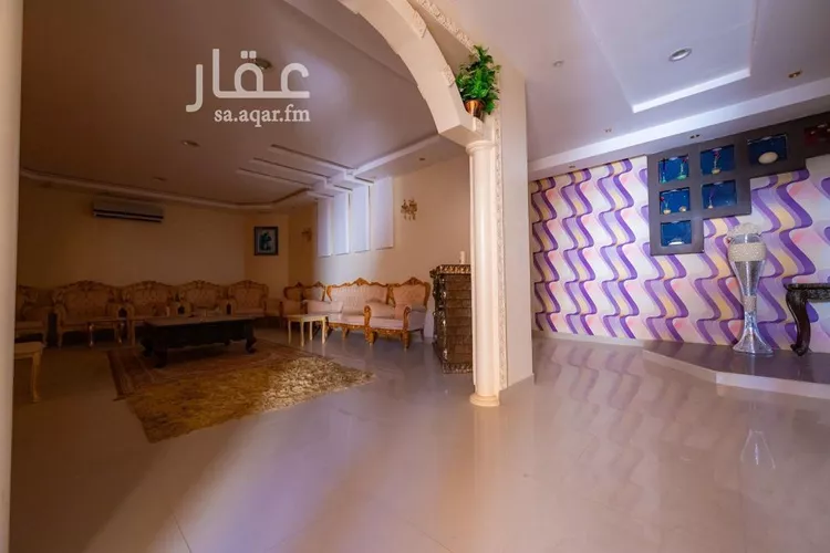 فيلا للبيع في شارع أحمد بن ناصر الكناني, حي العوالي, مدينة الرياض, منطقة الرياض صورة 5