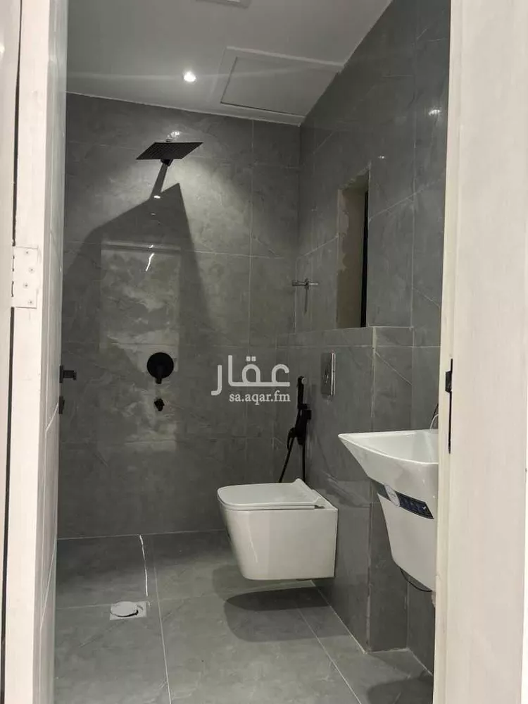 فيلا للبيع في حي ، شارع أبي علي الصيرفي ، حي المهدية ، الرياض ، منطقة الرياض 8