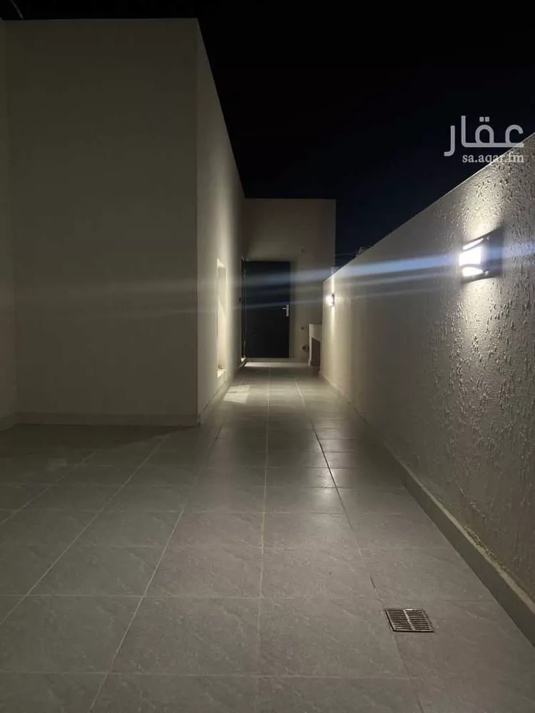 فيلا للبيع في حي ، شارع أبي علي الصيرفي ، حي المهدية ، الرياض ، منطقة الرياض 1 صورة