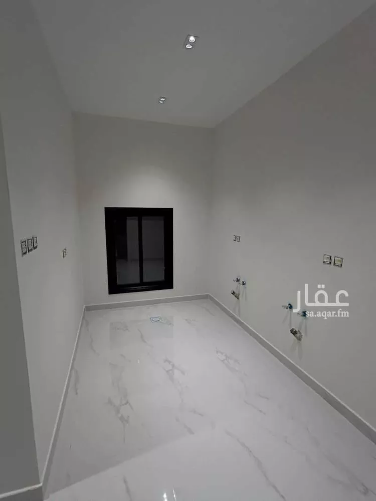 فيلا للبيع في حي ، شارع أبي علي الصيرفي ، حي المهدية ، الرياض ، منطقة الرياض 7