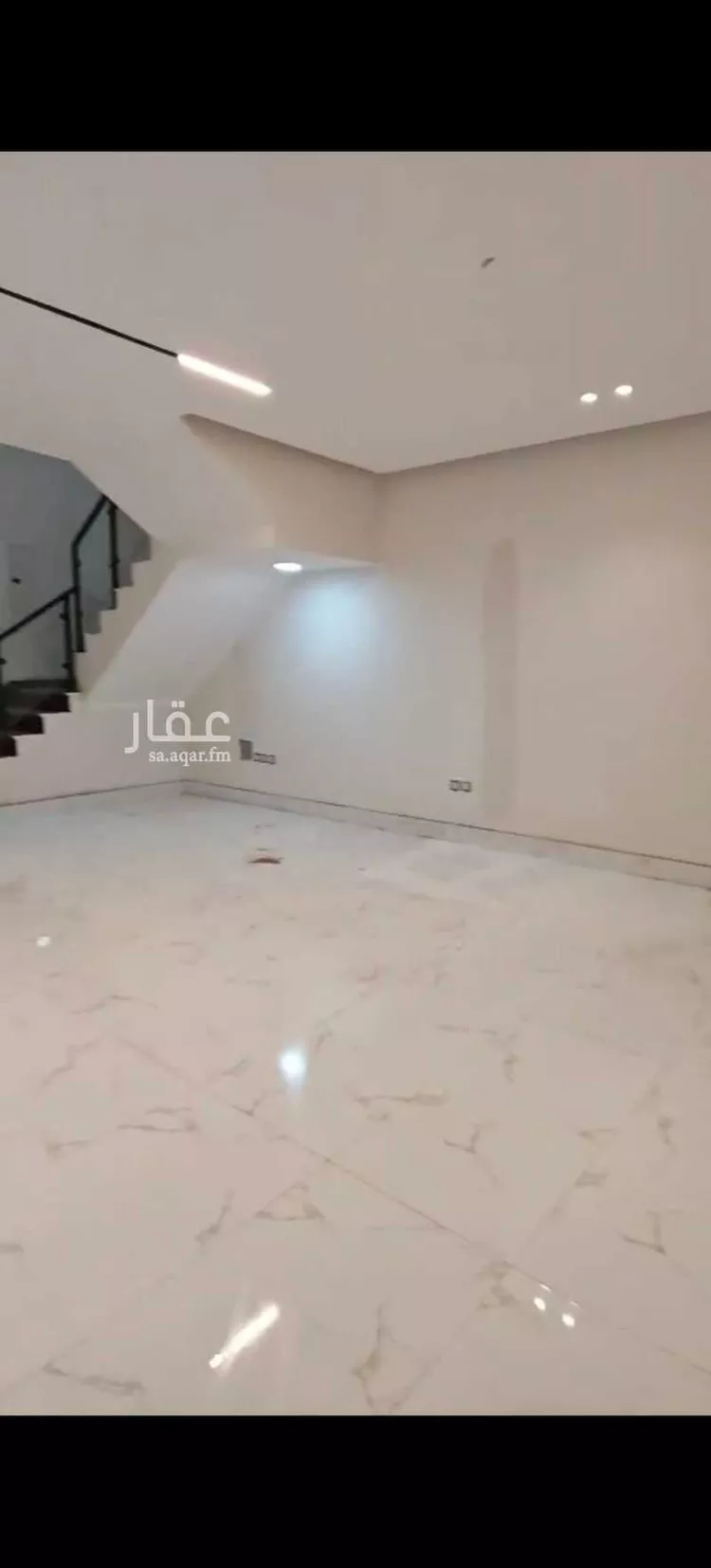 فيلا للبيع في شارع الفضل اليزيدي, حي ضاحية الملك فهد, مدينة الدمام, المنطقة الشرقية 7